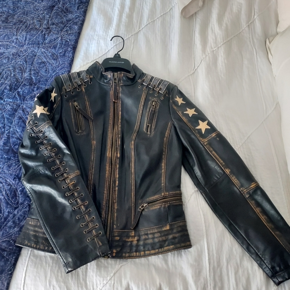 Black Rivet (Wilsons Leather) Distressed Leather Jacket with Star Details, S - Picture 11 of 16